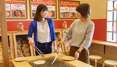 Local Niigata Rice Crackers - Den