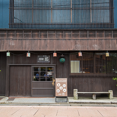 新潟地酒 premium SAKE 蔵KURA